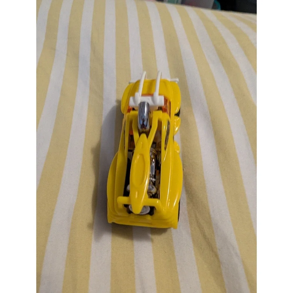 Vintage 2000 Hot Wheels XS-IVE Yellow Fuel Rally Diecast Ford Truck 1:64 Scale